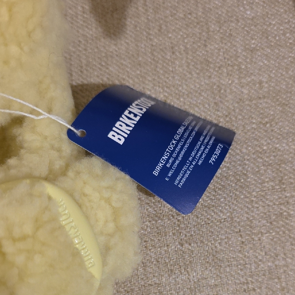 Birkenstock Arizona Big Buckle in Teddy Popcorn - Picture 9 of 10
